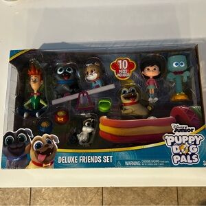 NIB 2019 Disney Jr Puppy Dog Pals Deluxe Friends 10  Piece Figure Set New